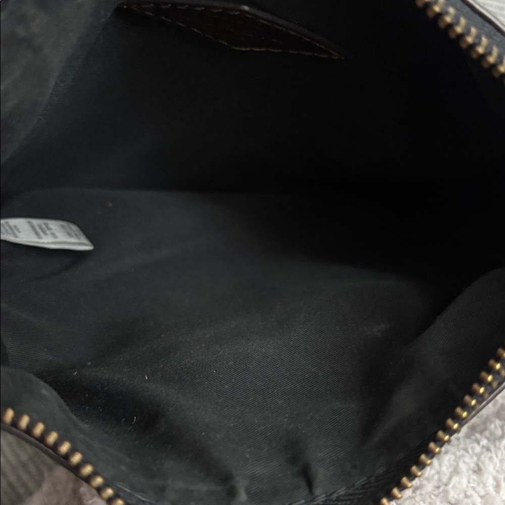 Fossil leather black cross body - Picture 2 of 16